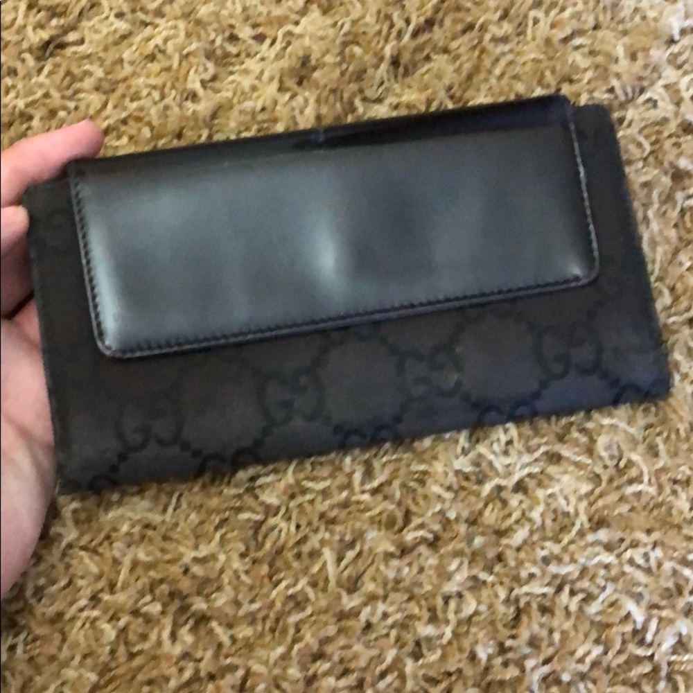 Black Leather & Canvas Gucci Long Wallet authentic